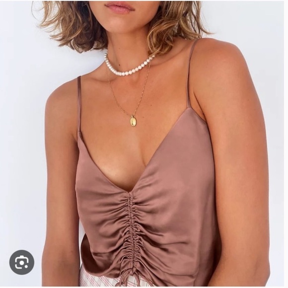 Wilfred Tops - ARITZIA WILFRED VERSO HEIRLOOM PINK ROSE SATIN RUCHED TANK TOP SIZE XS